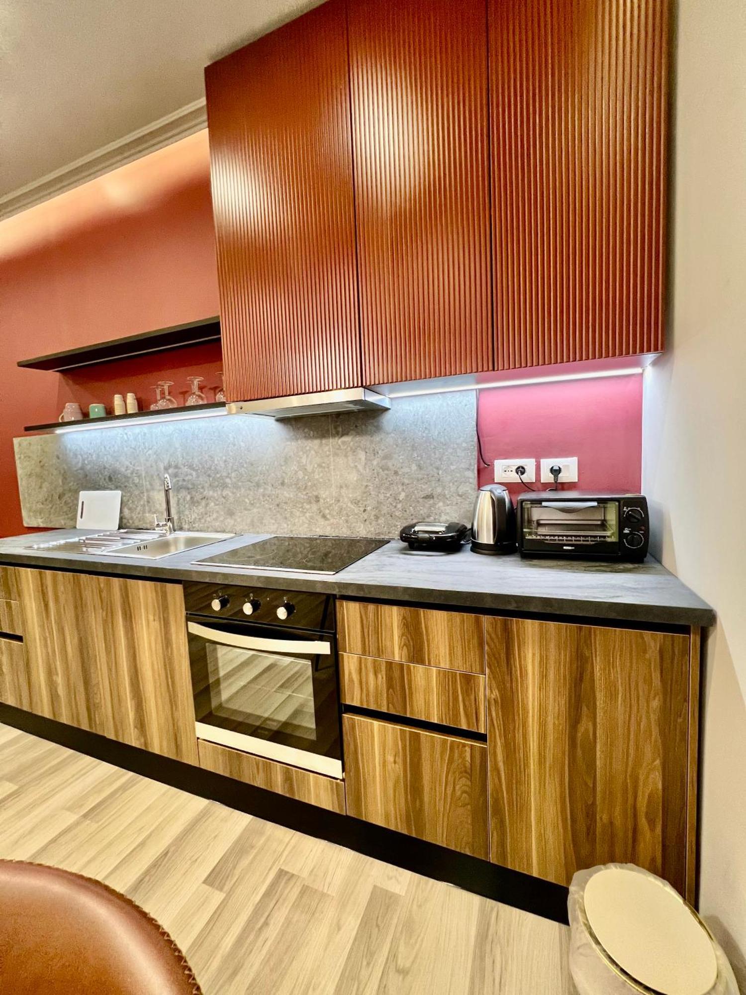 Spiranca Luxury Suites Tirana Eksteriør billede