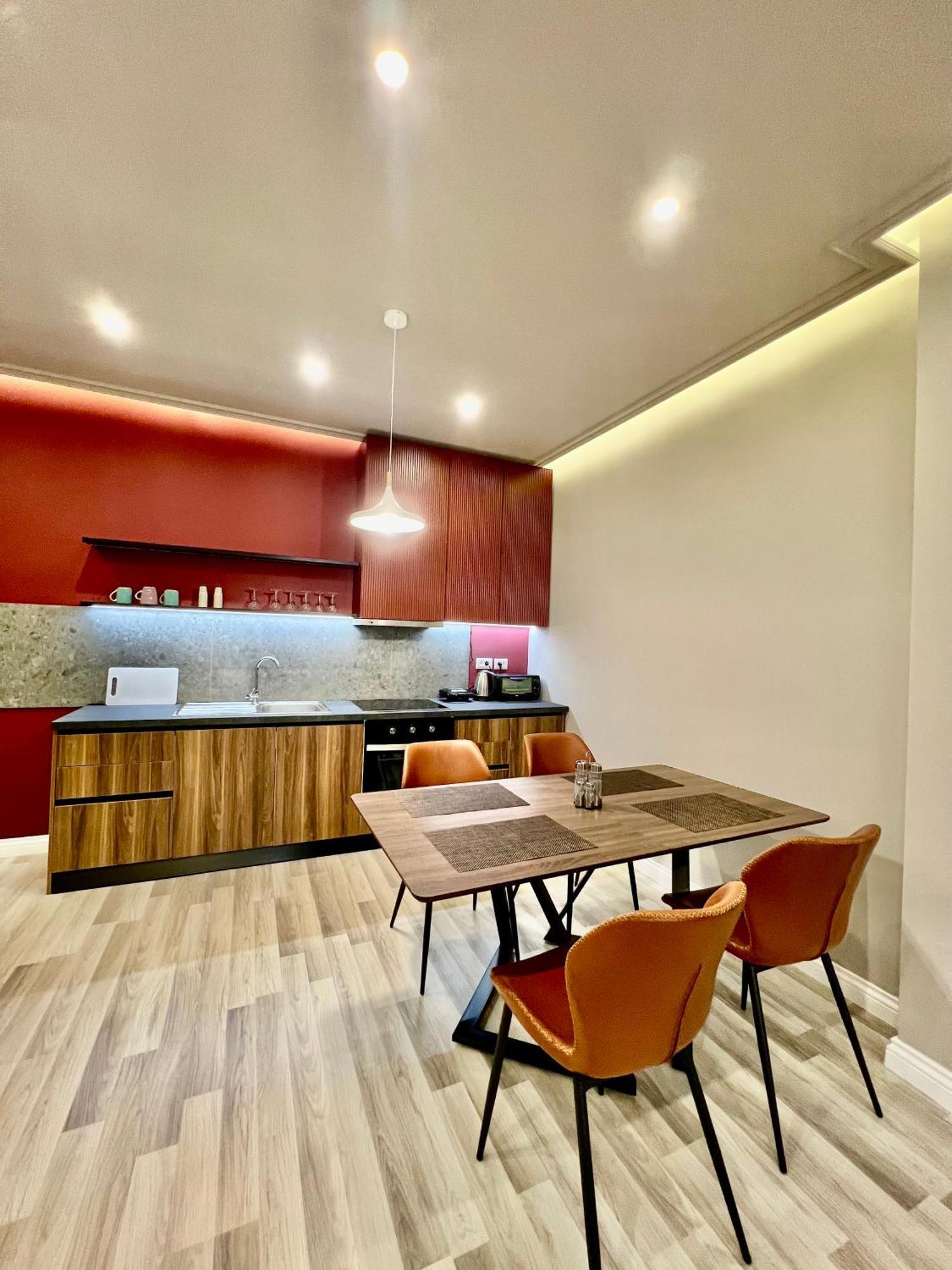 Spiranca Luxury Suites Tirana Eksteriør billede